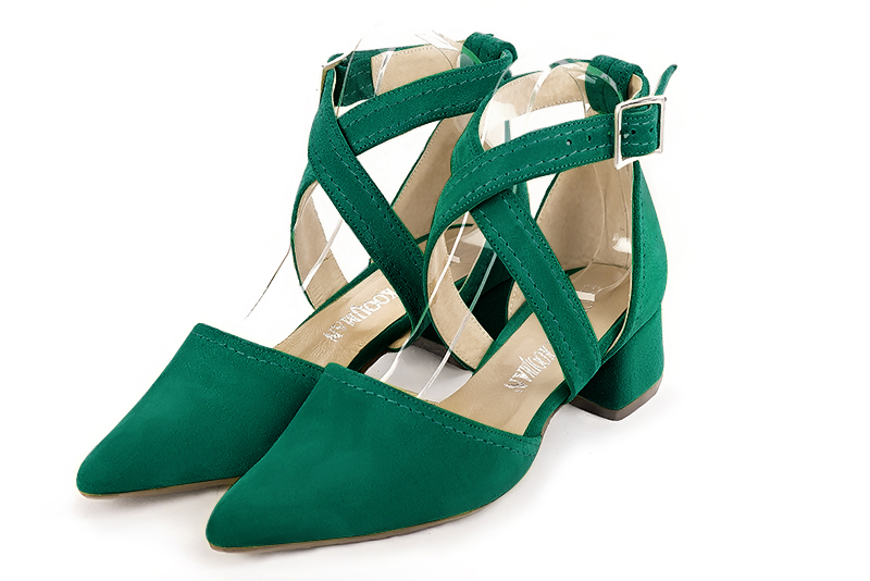 Emerald green women's open side shoes, with crossed straps. Tapered toe. Low flare heels. Front view - Florence KOOIJMAN